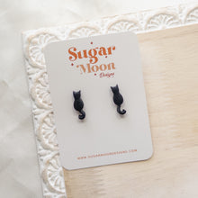 Load image into Gallery viewer, Cat Studs