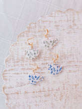 Load image into Gallery viewer, Hand Painted Vintage Teacups