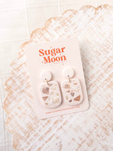 Load image into Gallery viewer, Costal Sand Earrings
