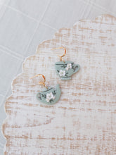 Load image into Gallery viewer, Vintage Floral Teacups