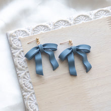 Load image into Gallery viewer, Cherie Bows (Ball Post)