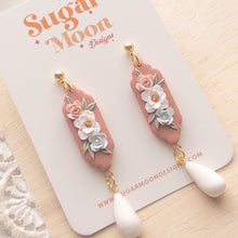 Load image into Gallery viewer, Colette