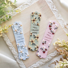 Load image into Gallery viewer, Daisy Bookmark