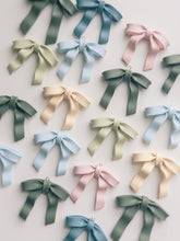 Load image into Gallery viewer, Cherie Bows (Ball Post)