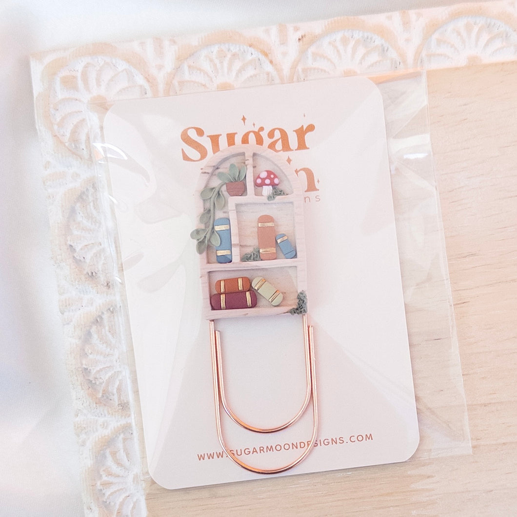 Summer Bookshelf Bookmark