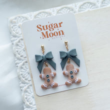 Load image into Gallery viewer, Bows and Gingerbread Man
