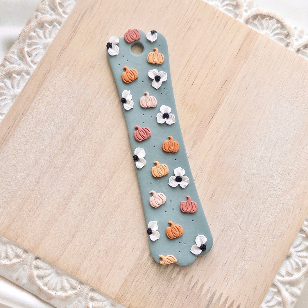 Pumpkin Patch Pattern Bookmark