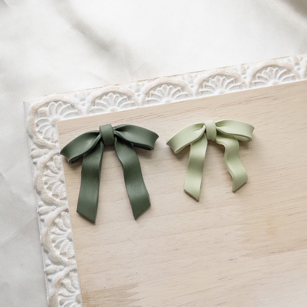 Cherie Bows (Stud Back)
