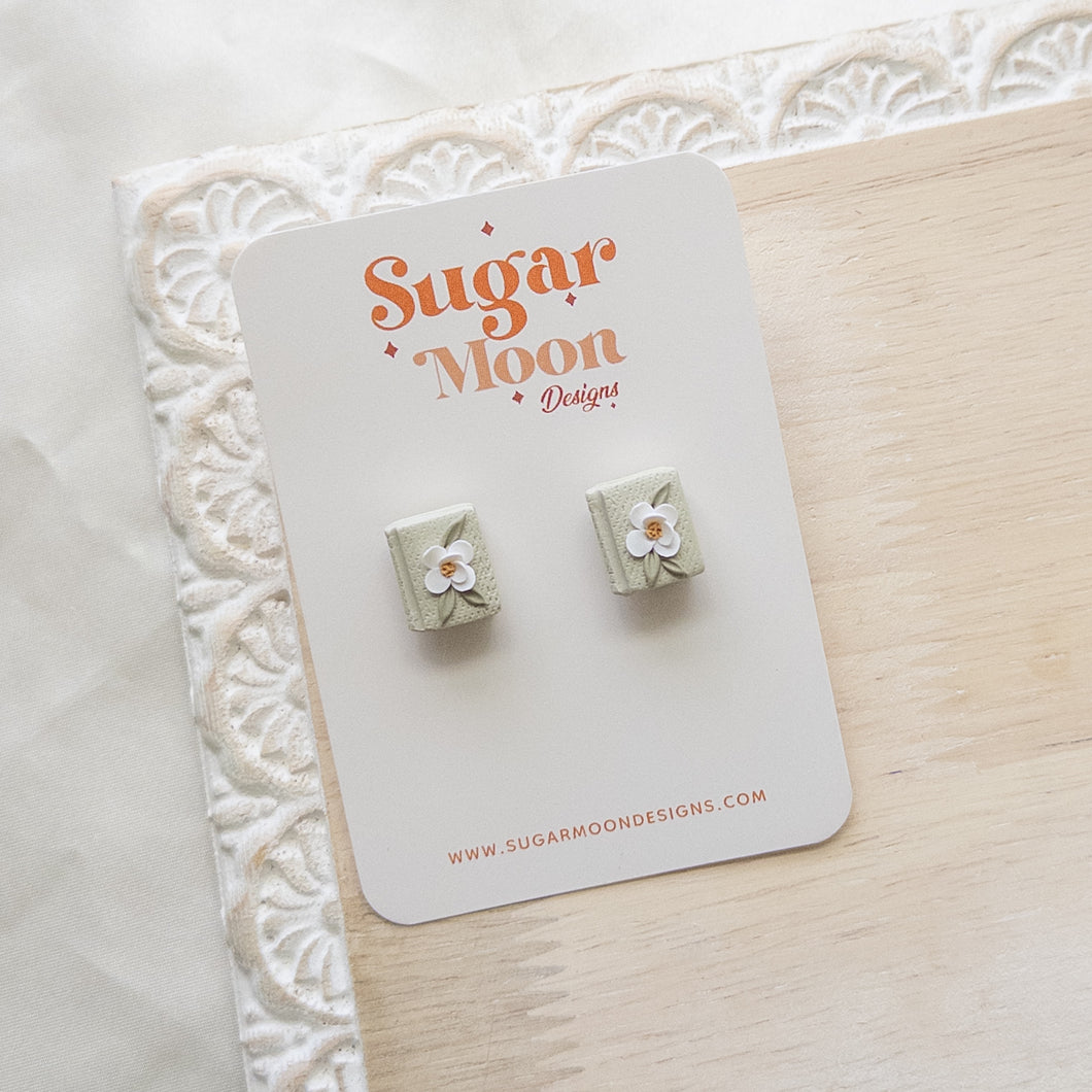 Spring Book Studs
