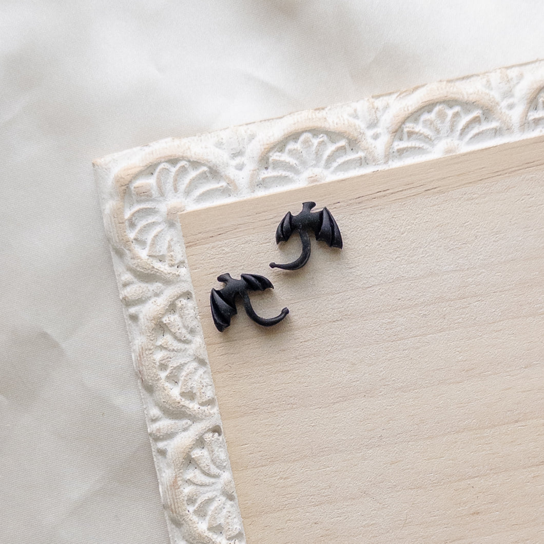 Dragon Studs