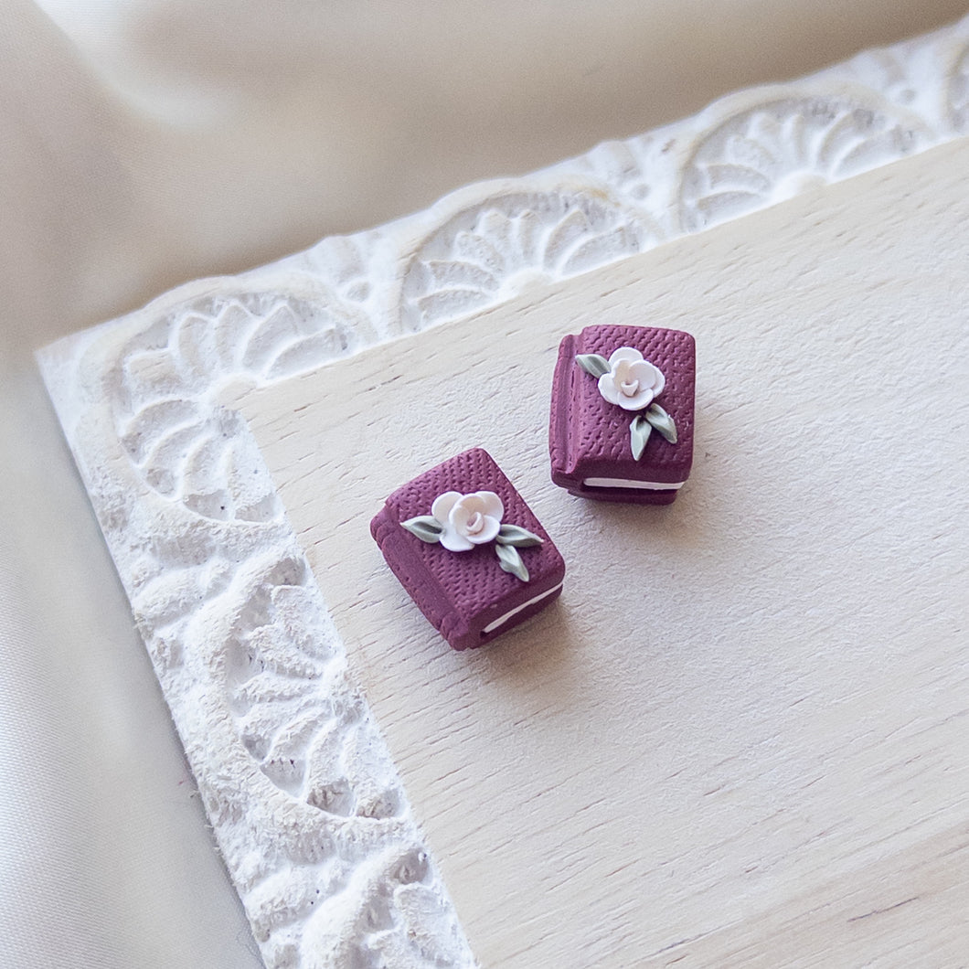Book Studs
