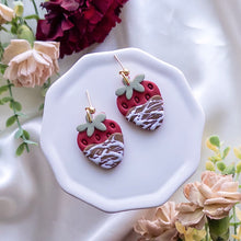 Load image into Gallery viewer, Chocolate Dipped Strawberries
